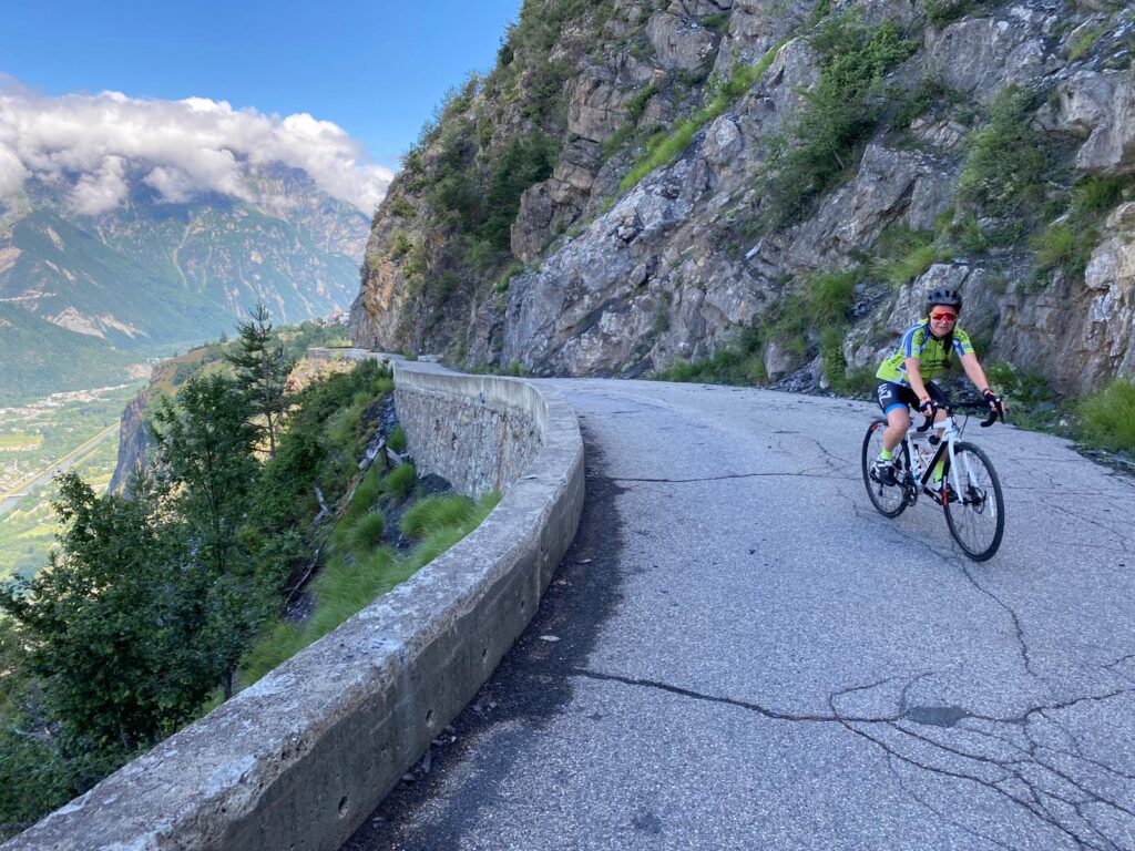 col de La Croix de fer cycling holidays in the Oisans