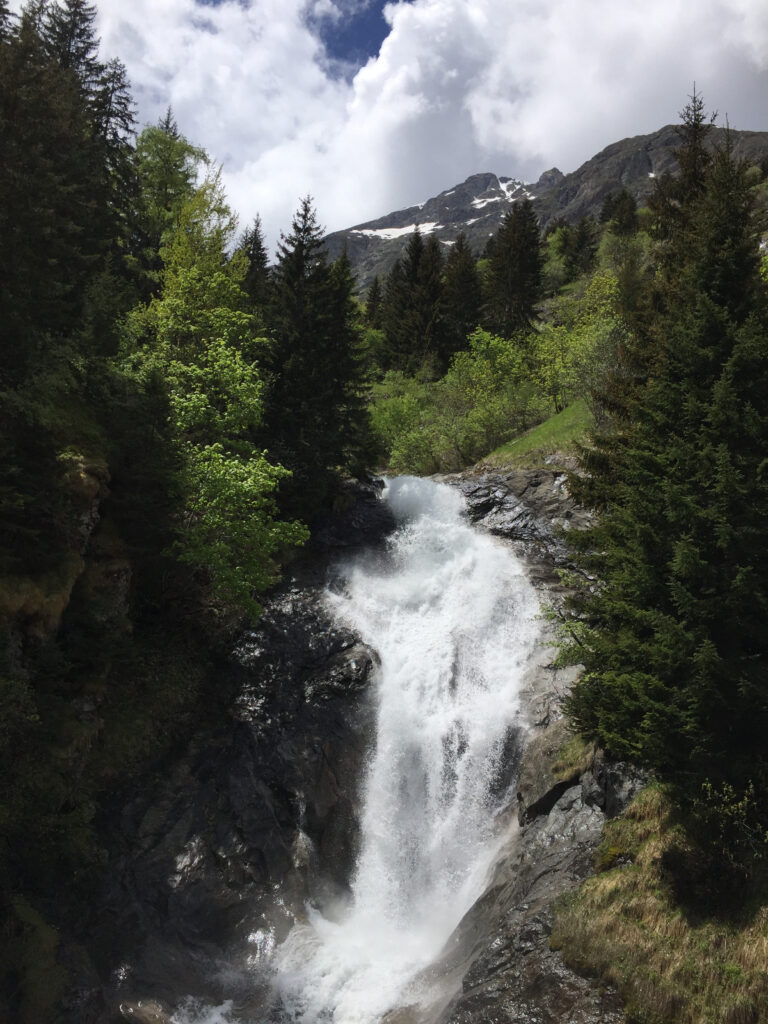 cycling in the Oisans